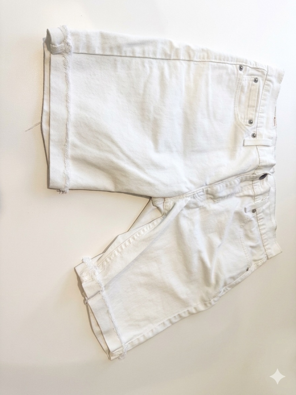 Men’s Levi's 511 White Denim Cutoff Shorts with Frayed Hem size 32